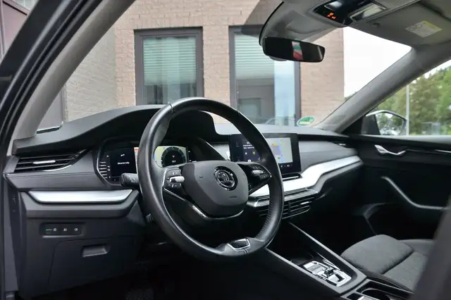Skoda Octavia view 7