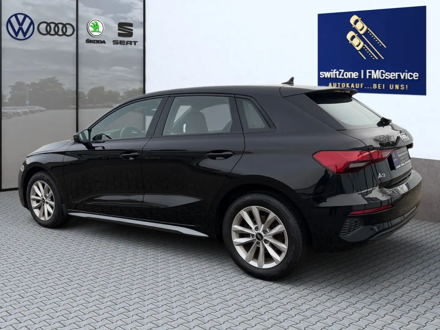 Audi A3 SB 35 TFSI*LED*PDC*SHZ*FrontAssist*AppConnect Schwarz - 2