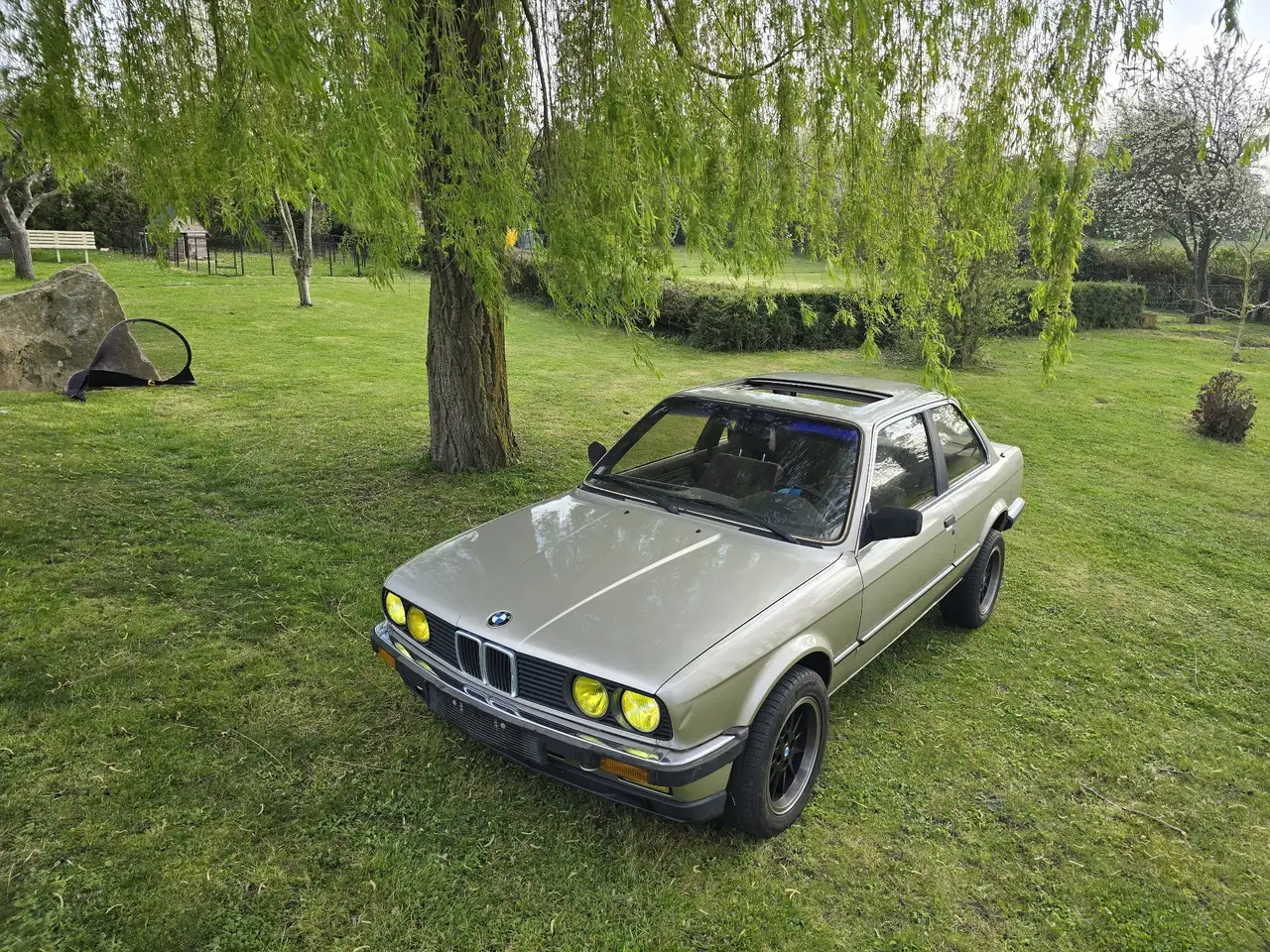 BMW 318iA, foto 2