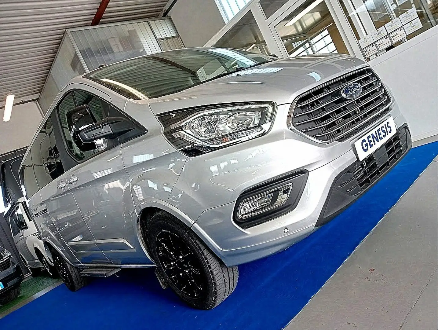 Ford Tourneo Custom TITANIUM PL 2.0 AUT 9P SERVICE FORD IVA INCLUSA* Srebrny - 2
