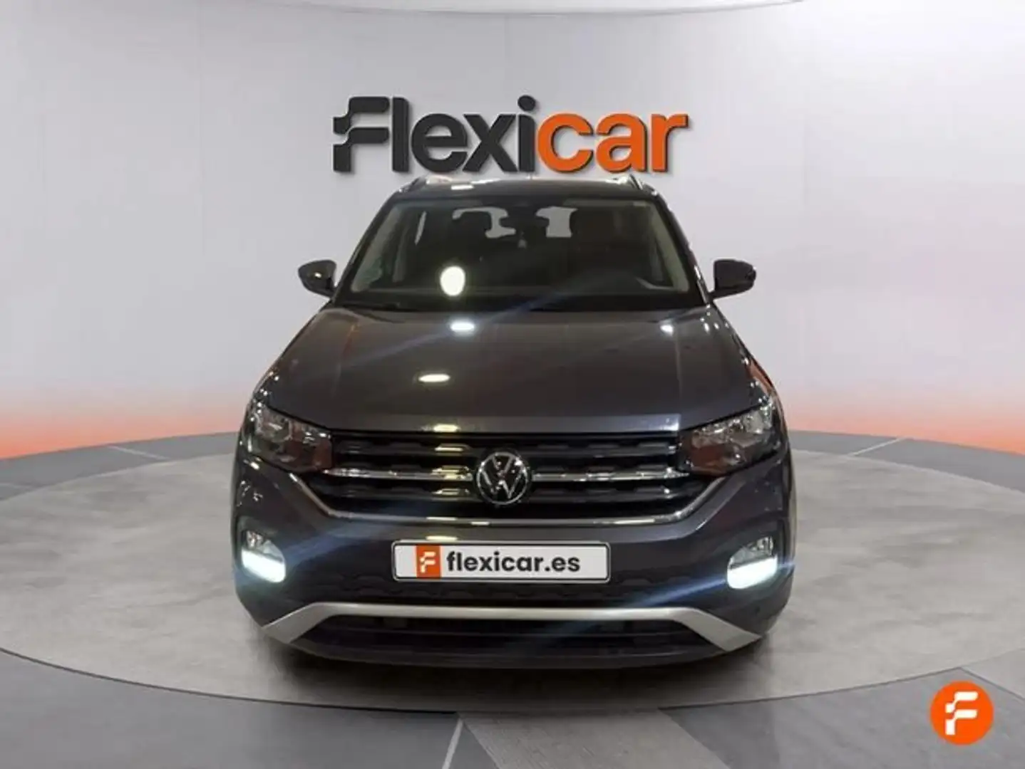 Volkswagen T-Cross 1.0 TSI Advance DSG7 81kW Gris - 2