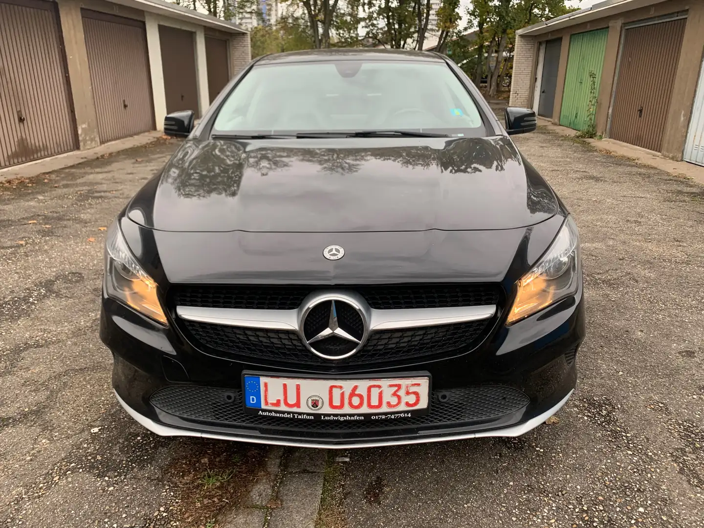 Mercedes-Benz CLA 180 CDI / d CLA -Klasse (BM 117) Fekete - 1