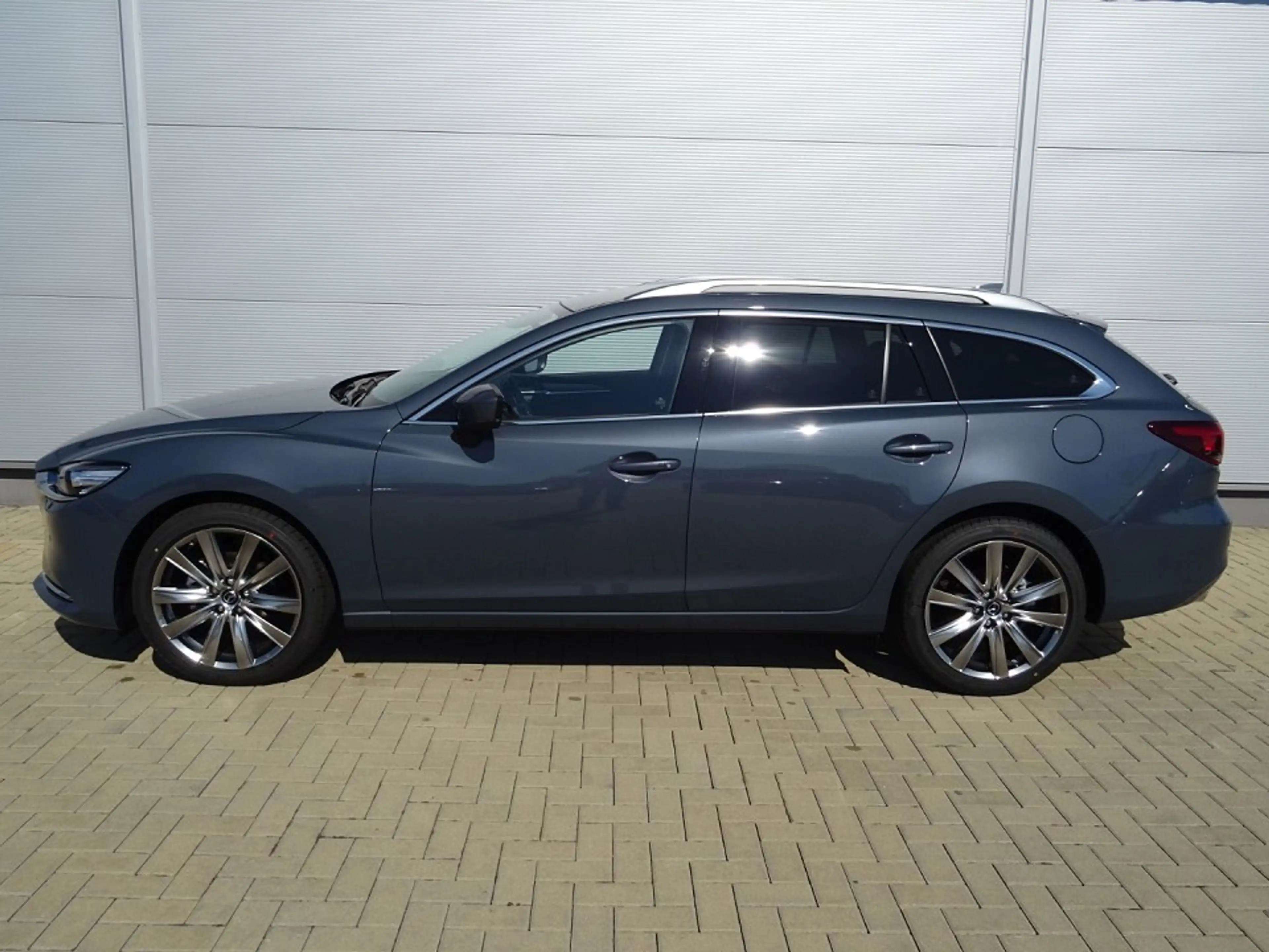 Mazda 6 Kombi 2.0l Advantage Leder Bose 360° Kamera — photo 6