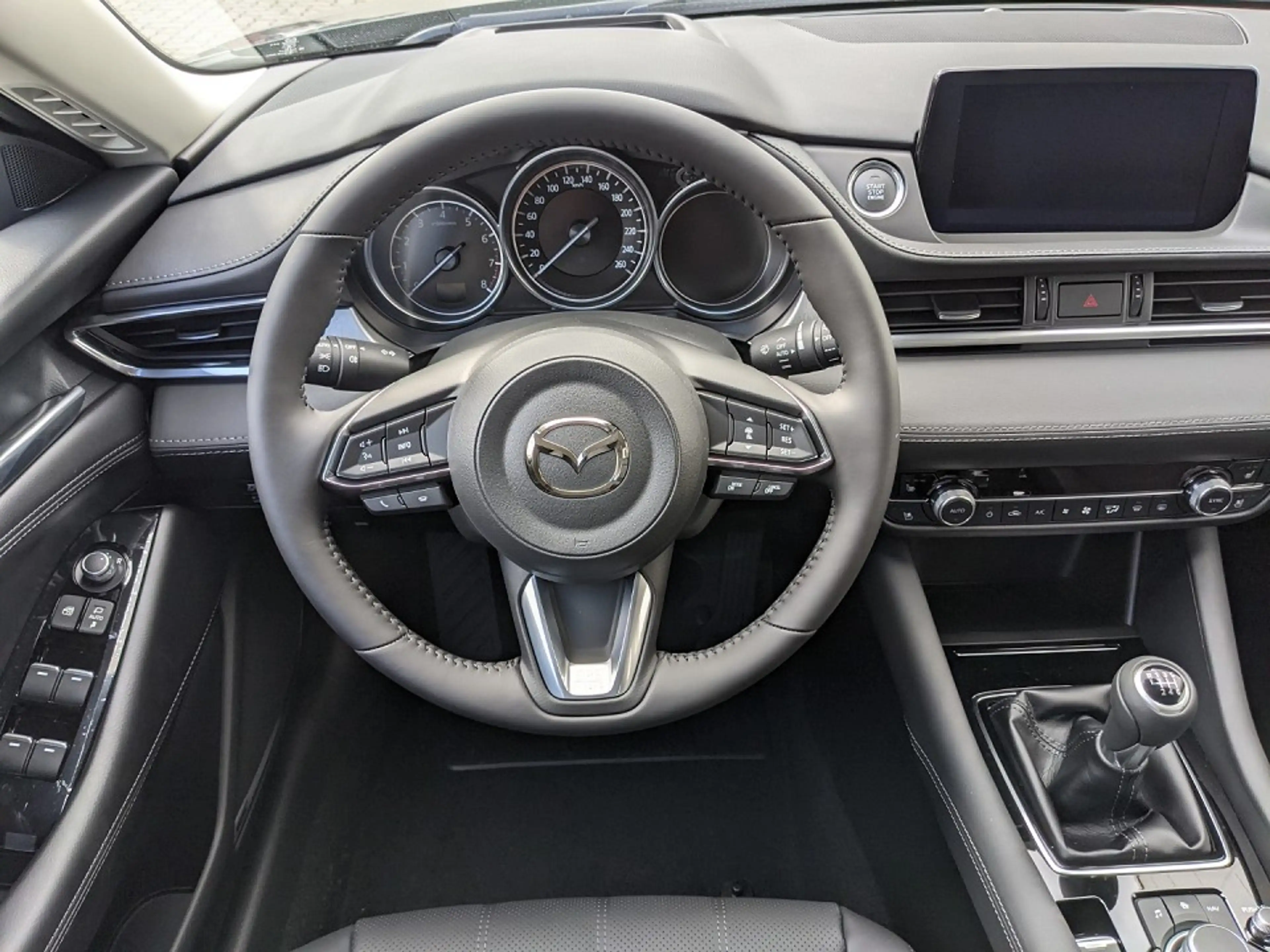 Mazda 6 Kombi 2.0l Advantage Leder Bose 360° Kamera — photo 8