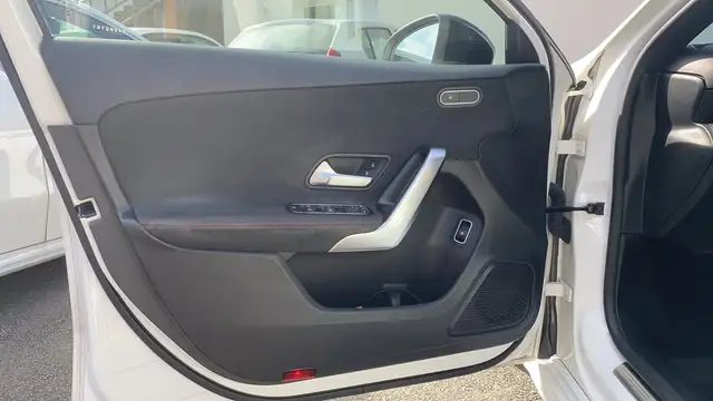 Mercedes-Benz Unknown Model view 7