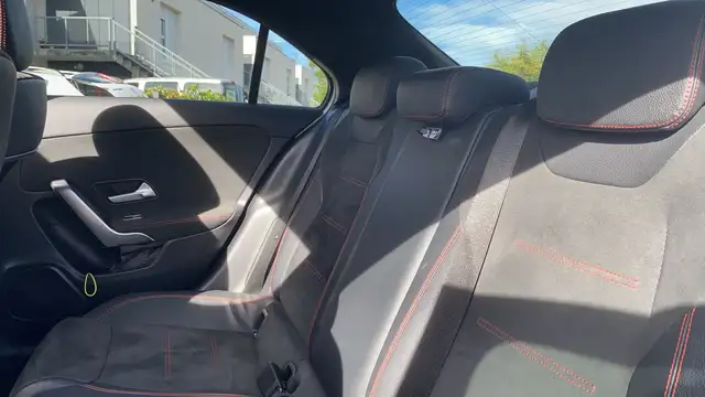 Mercedes-Benz Unknown Model view 9
