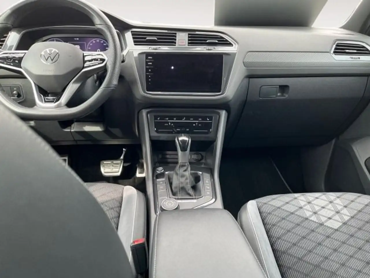 Volkswagen Tiguan 2.0 TDI DSG 4M R-Line Navi,AHK,Pano,Black, миниатюра 11