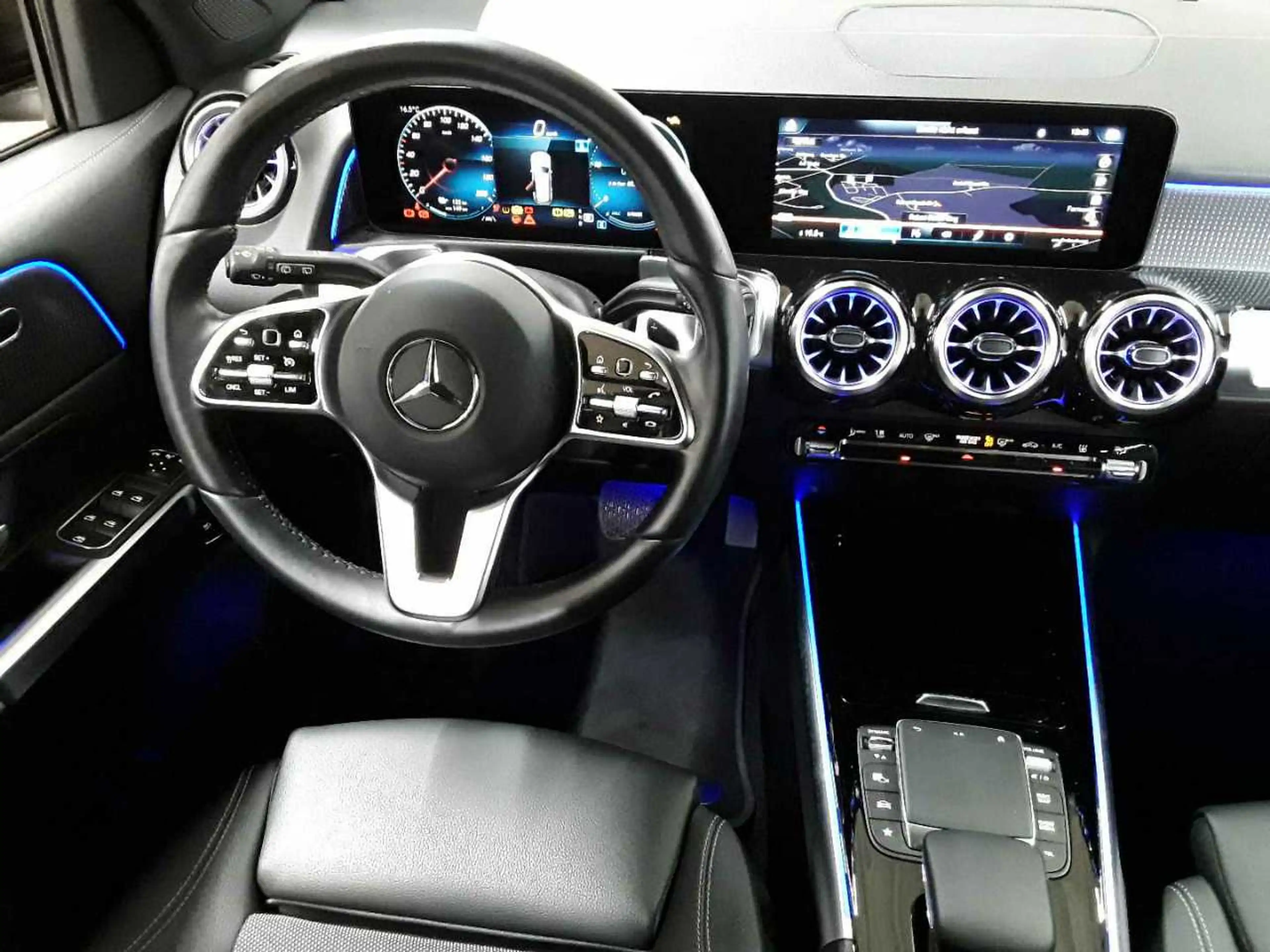 Mercedes-Benz EQB 250 EQB 250 Progressive Navi SZ LED — photo 10