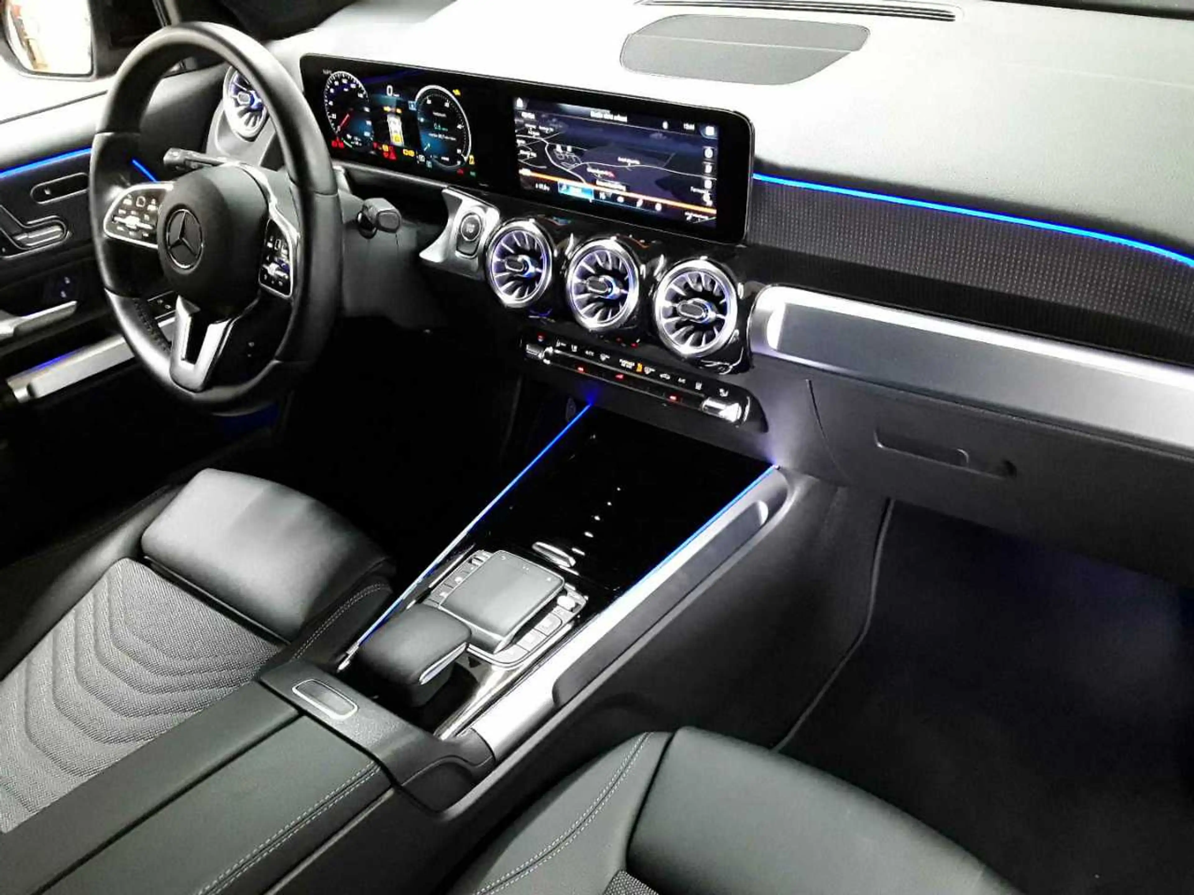 Mercedes-Benz EQB 250 EQB 250 Progressive Navi SZ LED — photo 9
