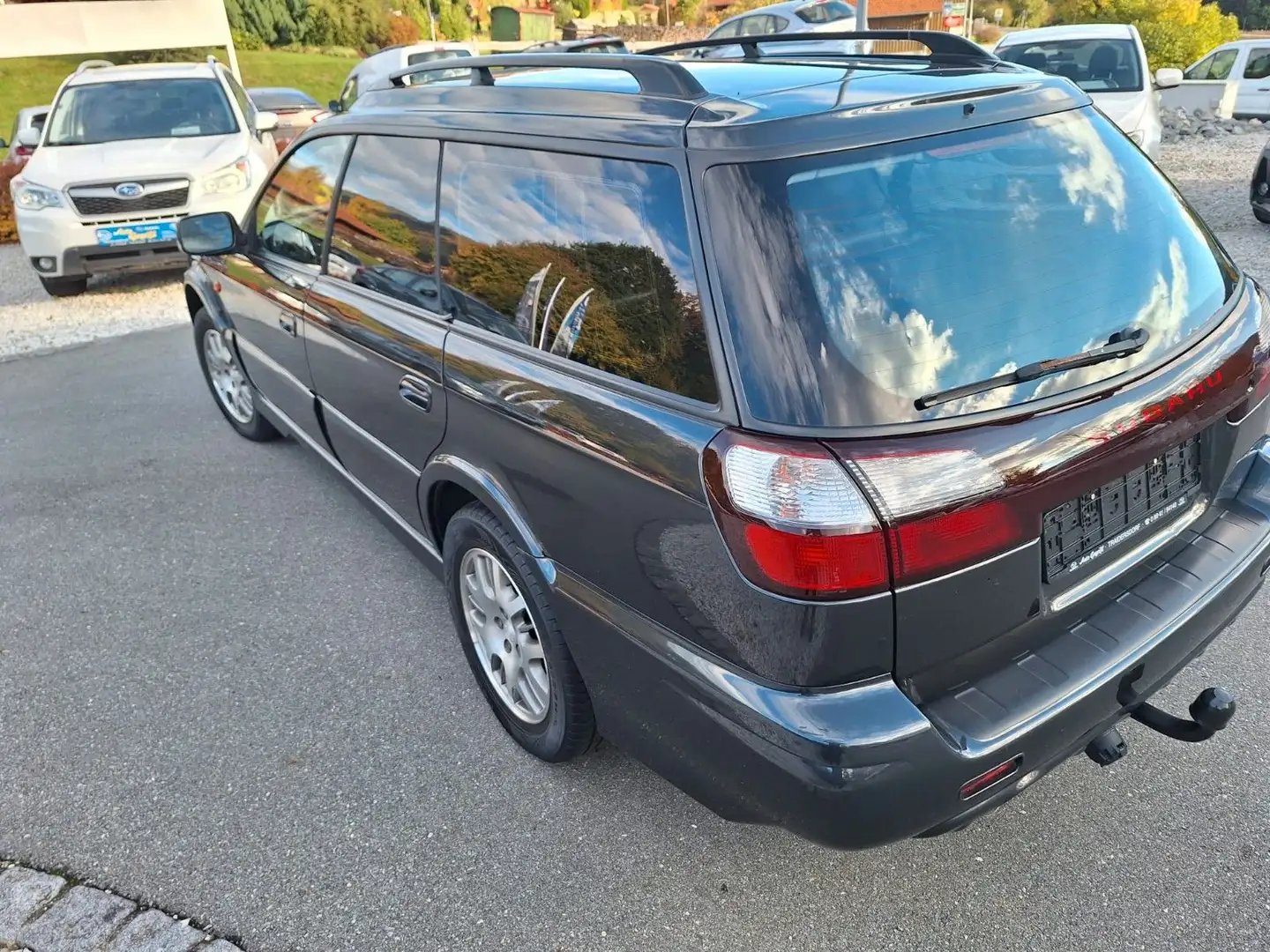 Subaru OUTBACK H6-3.0, AHK Grau - 2
