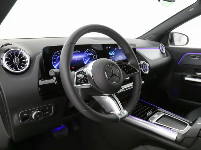 Mercedes-Benz Eqa view 10