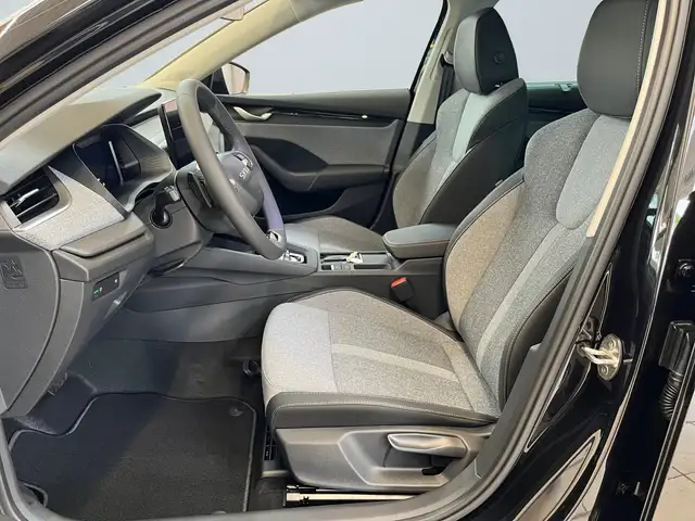 Skoda Octavia view 7