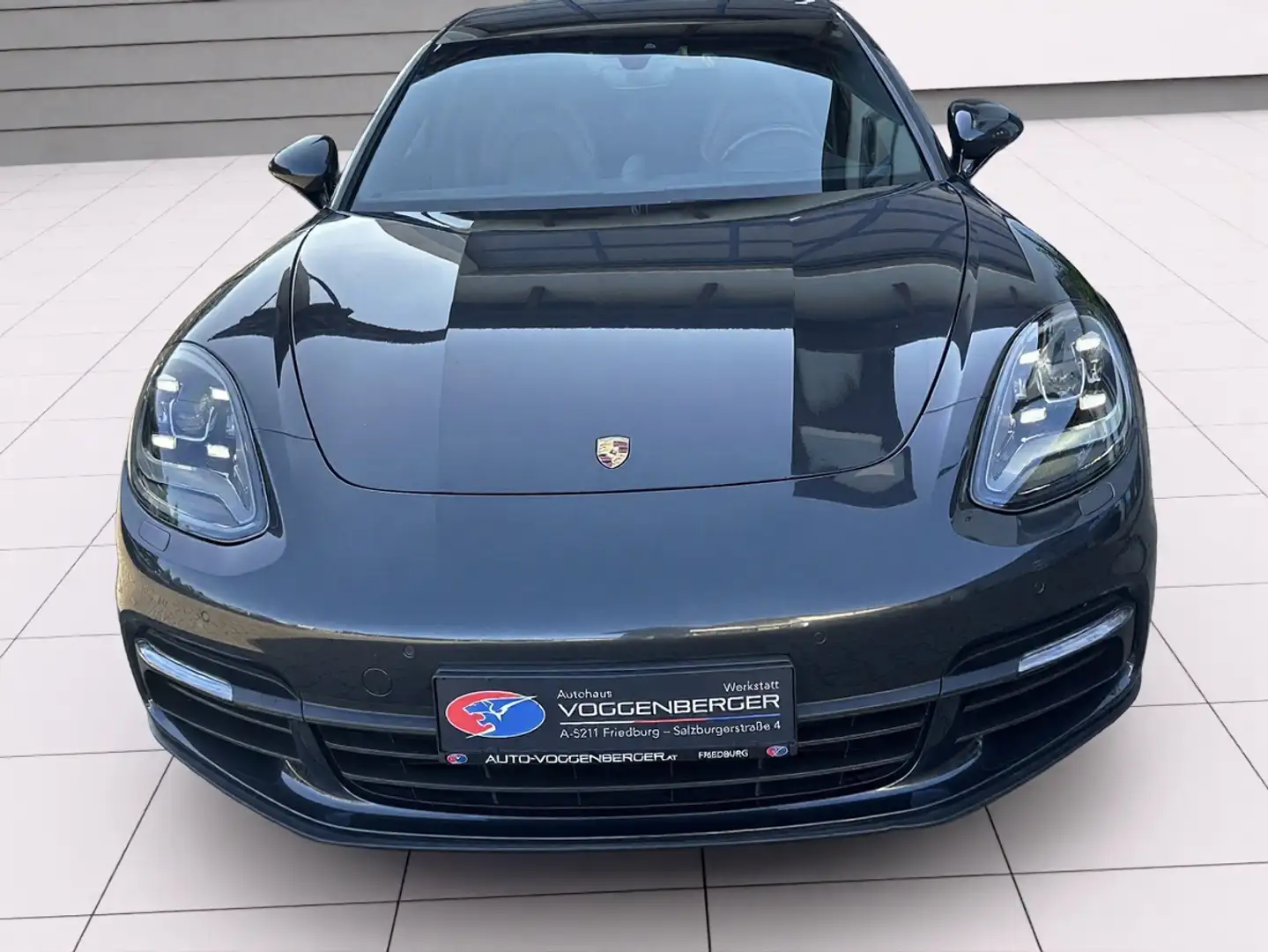 Porsche Panamera Sport Turismo 4 E-Hybrid Grau - 2