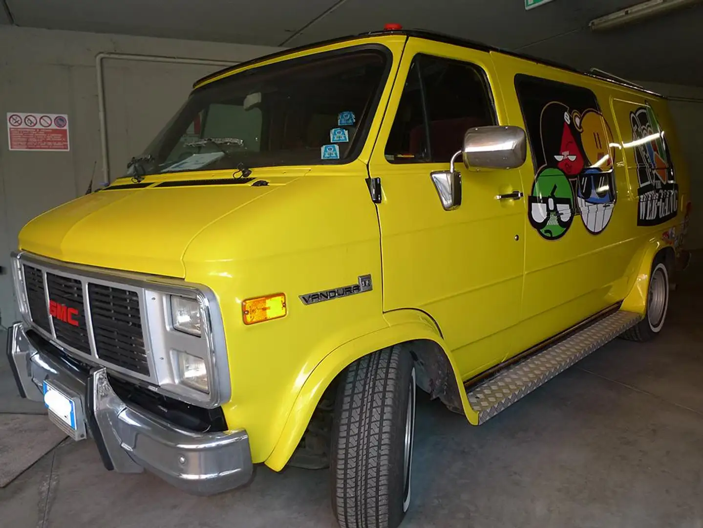 GMC Vandura 2500 Gelb - 2