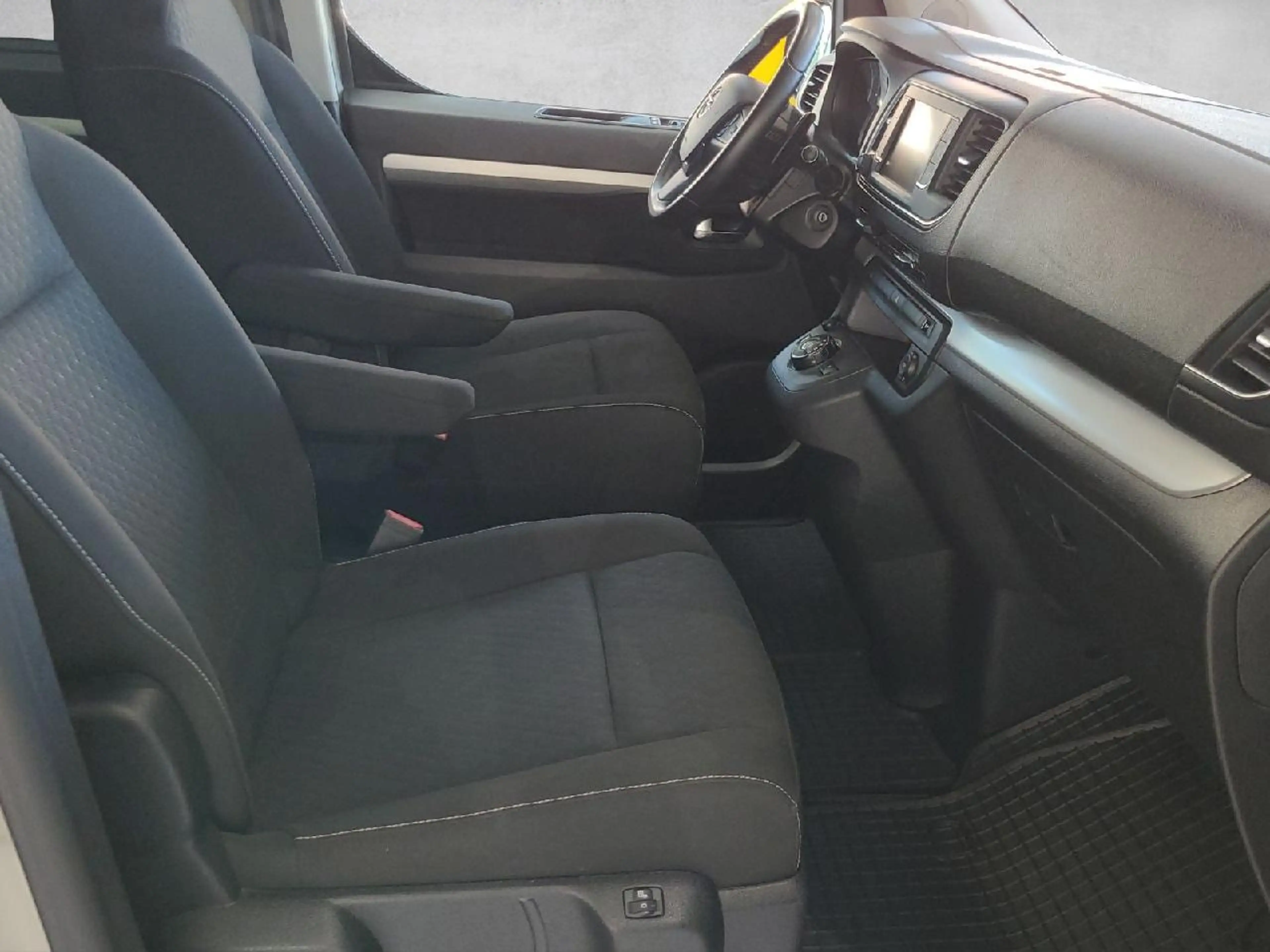 Opel Zafira Life Edition L 2.0D 177 PS AT *8-Sitzer* — photo 10