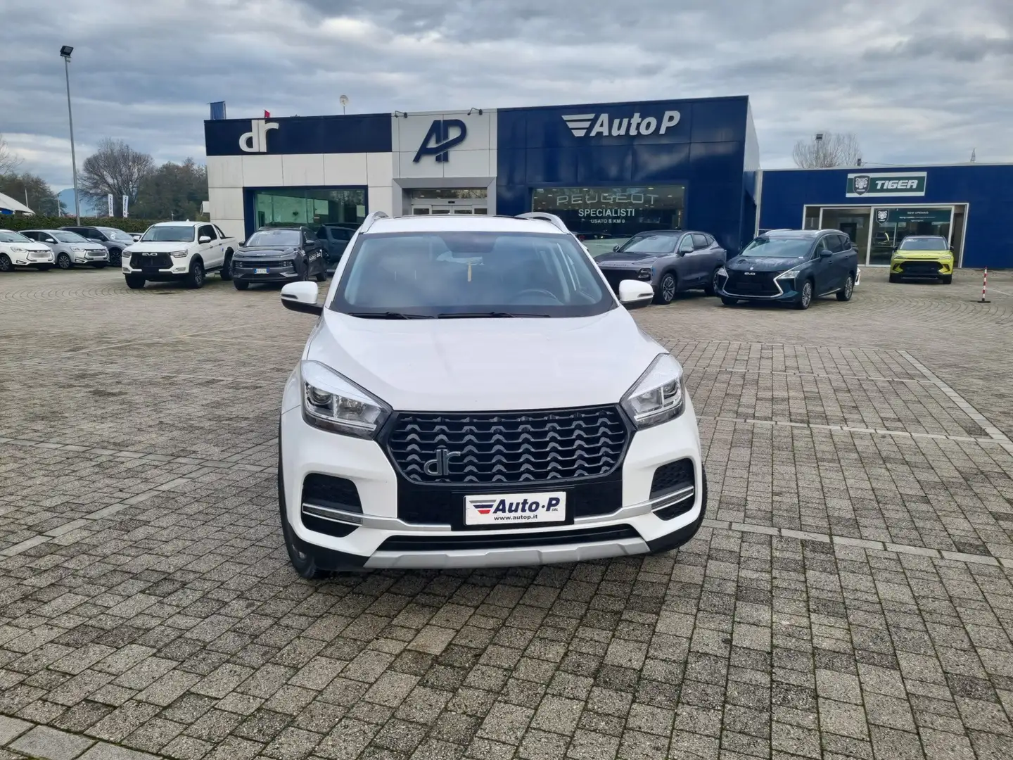 DR Automobiles DR4.0 dr 4.0 1.5 Bi-Fuel GPL Blanc - 1