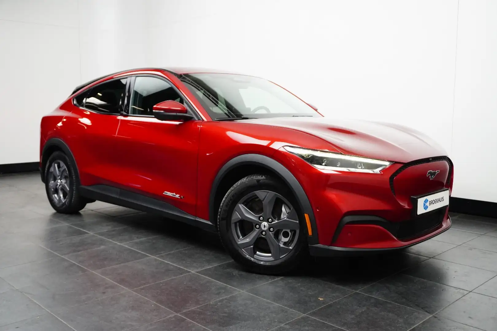 Ford Mustang Mach-E Extended RWD 98 kWh | B&O Audio | Elektrische Klep Rouge - 2