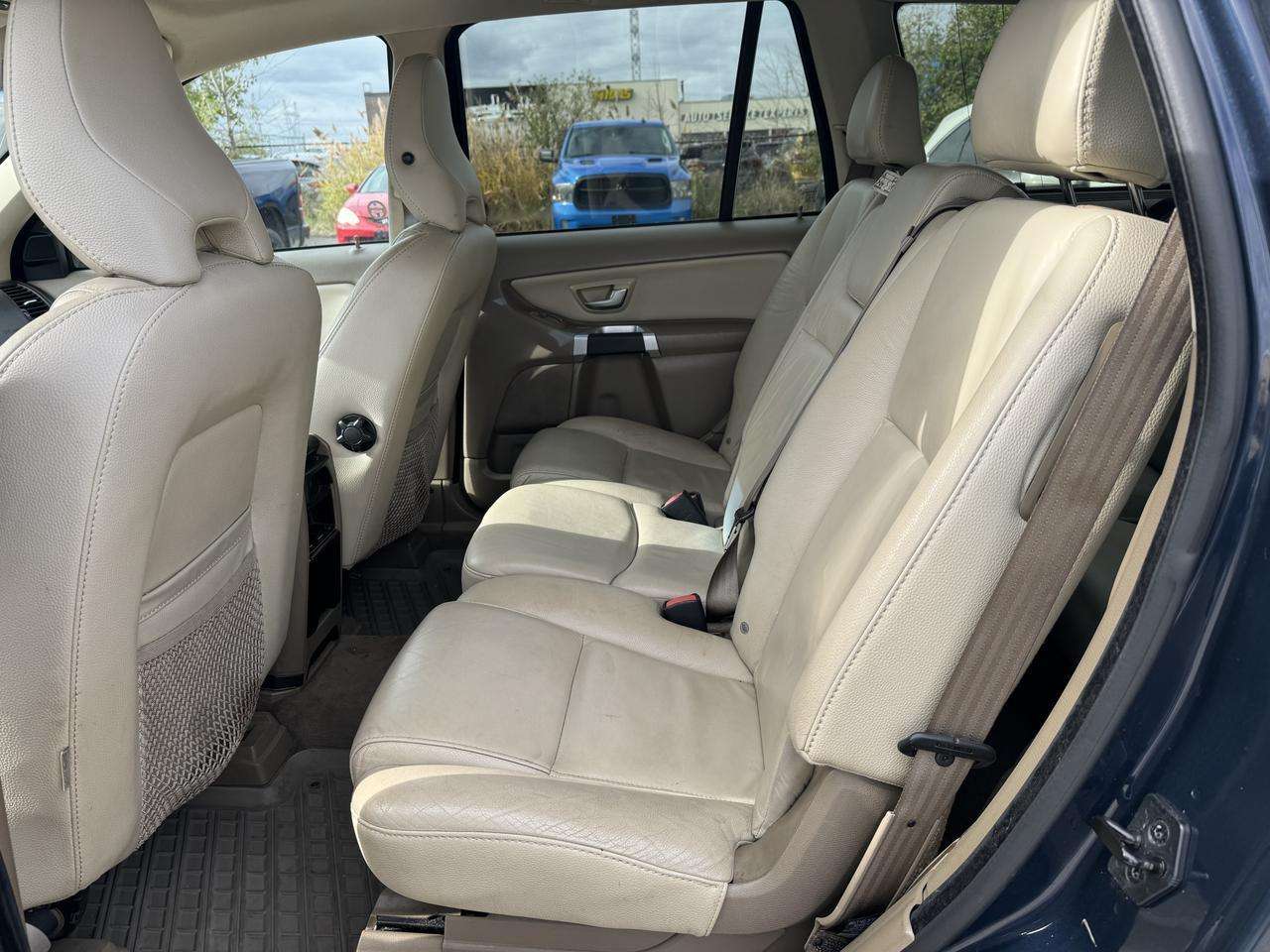 2014 Volvo XC90 3.2 thumb 11