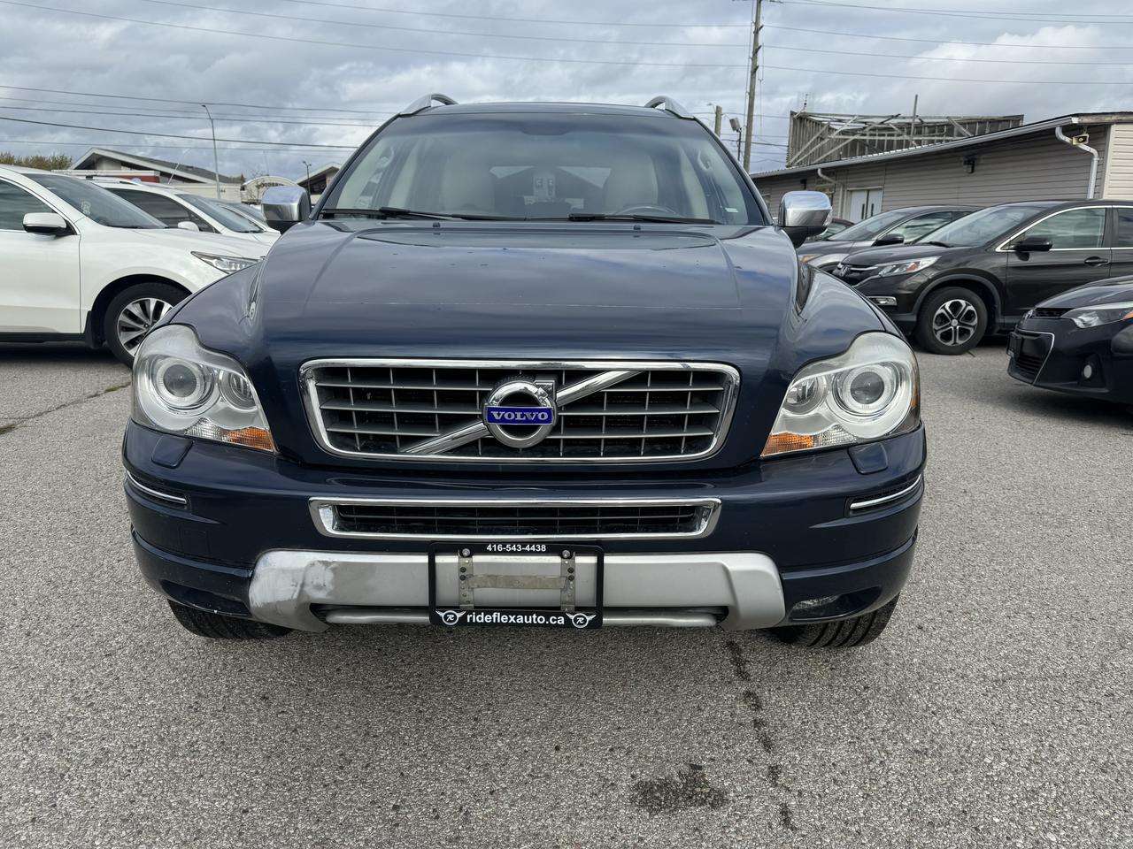 2014 Volvo XC90 3.2 alt 2