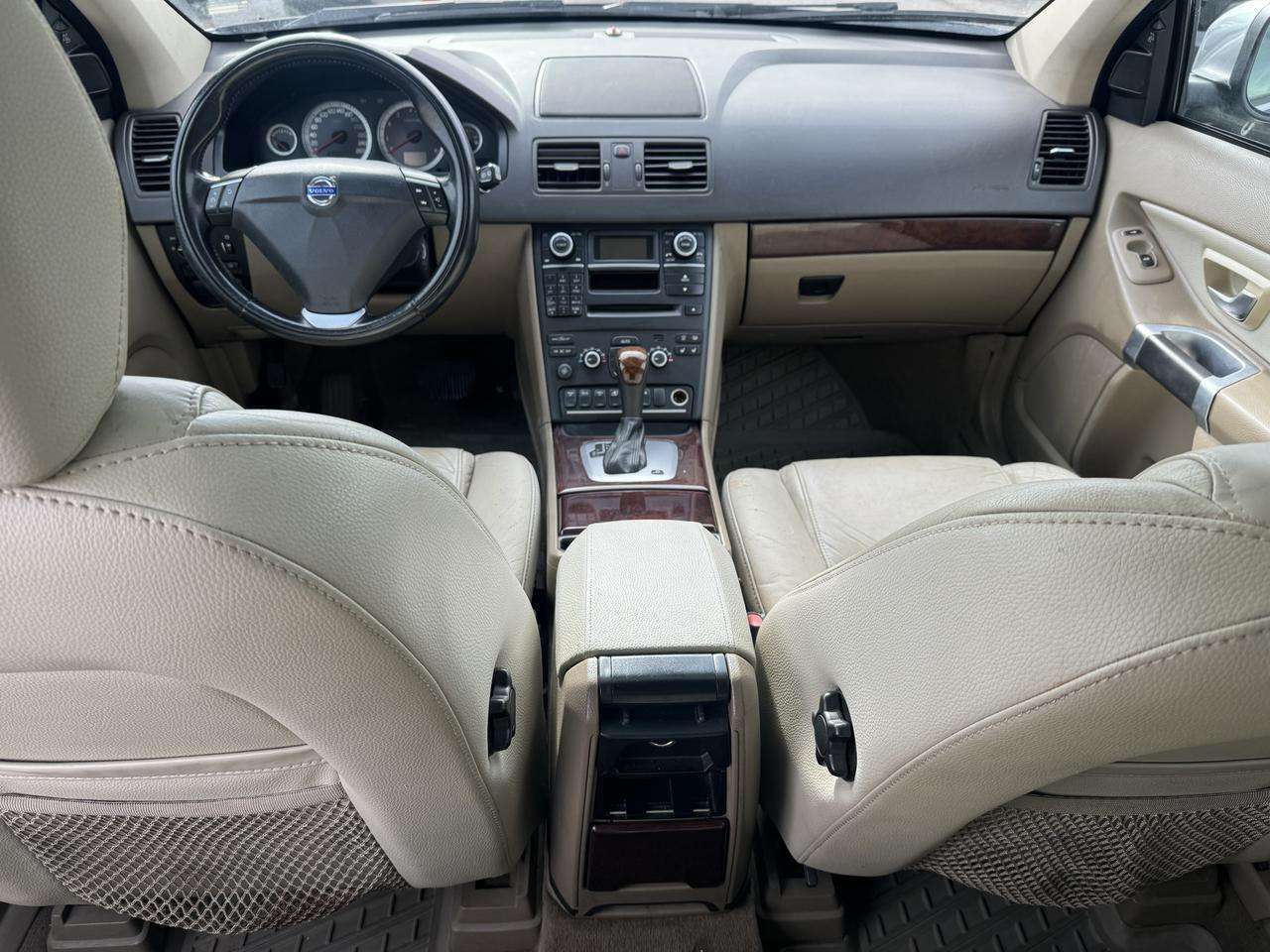 2014 Volvo XC90 3.2 thumb 13