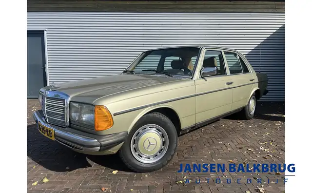 Mercedes-Benz 280 200-280 (W123) 200
