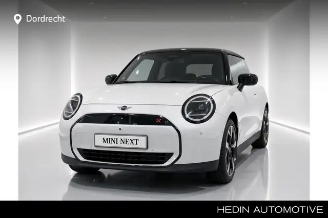 MINI Cooper E 3-Deurs Electric | Pakket L | 40.7 kWh | Panorama
