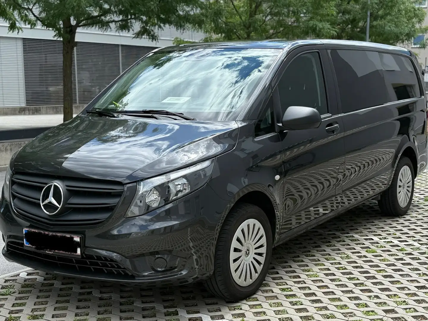 Mercedes-Benz Vito Vito Business Van Classic 114 CDI lang Grau - 2