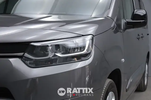 Toyota Proace City view 3