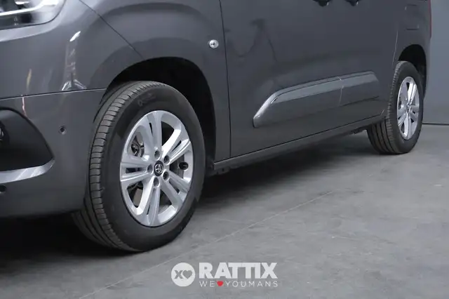 Toyota Proace City view 4