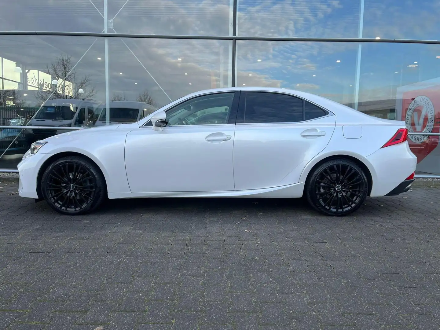 Lexus IS 300 300h Hybrid Afnm-Trekhaak/Lane/Cruise/Camera/Nav. Blanco - 2