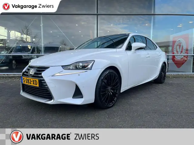 Lexus IS 300 300h Hybrid Afnm-Trekhaak/Lane/Cruise/Camera/Nav.