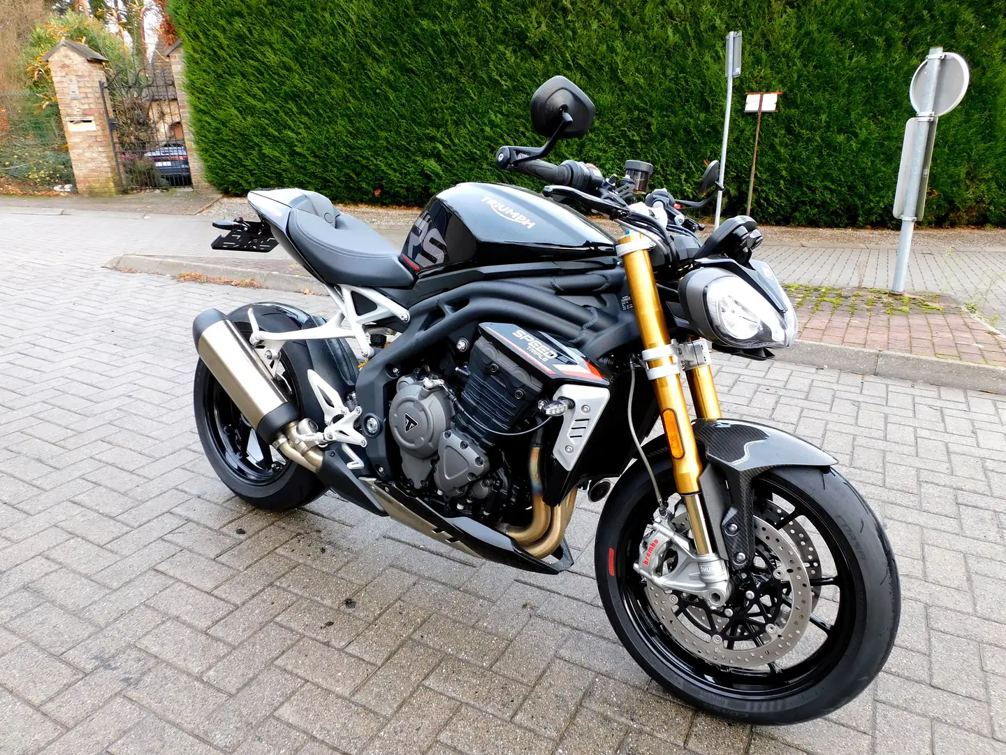Triumph Speed Triple 1200 RS Zwart - 2