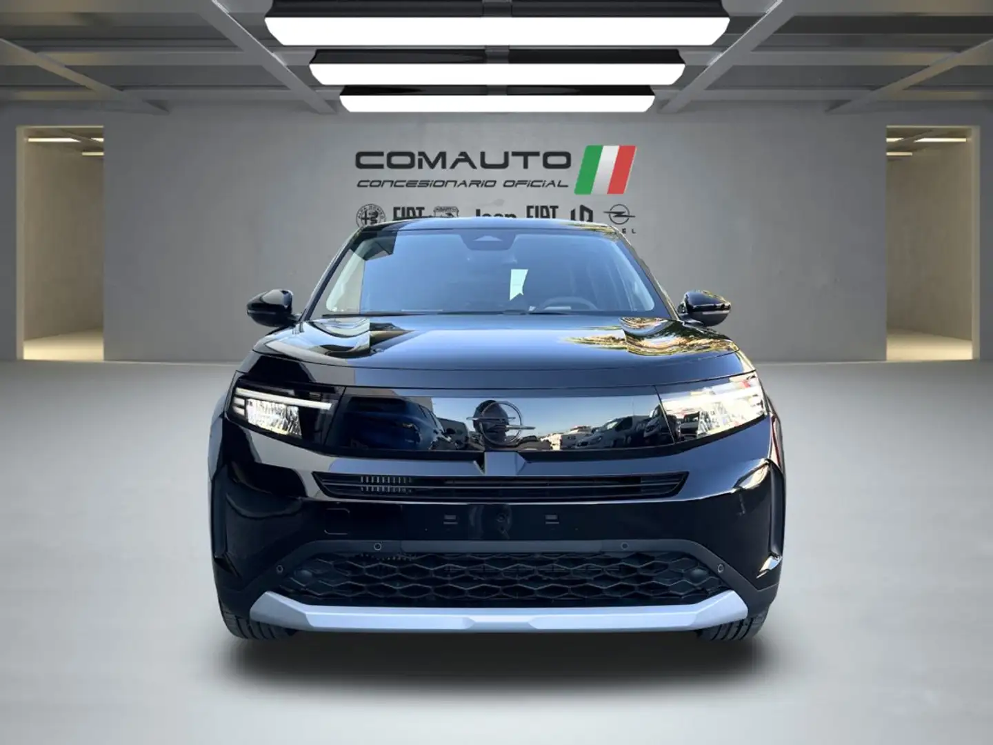 Opel Frontera 1.2T XHT Hybrid eDCT6 107kW GS Noir - 2