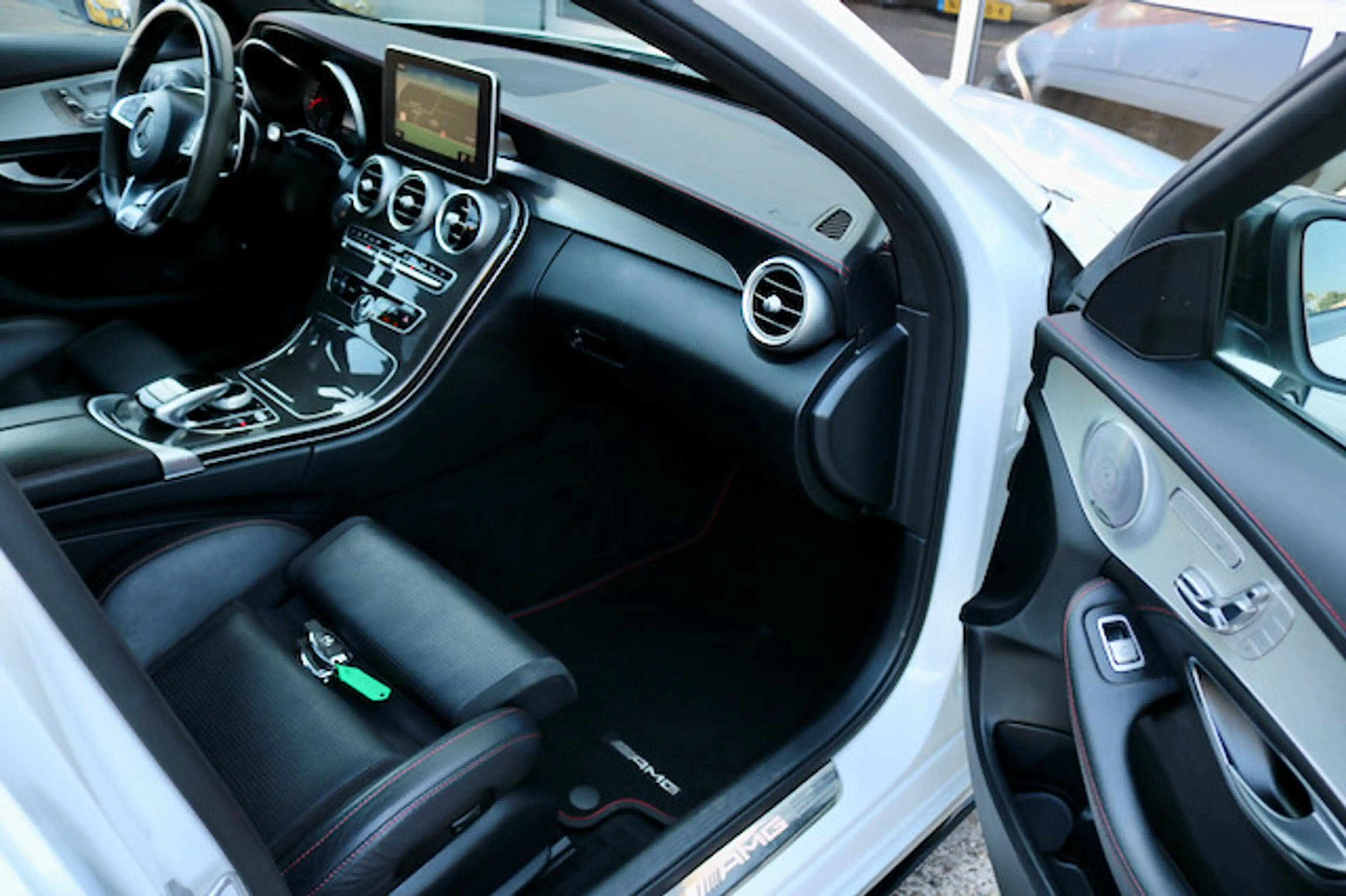 Mercedes-Benz C 43 AMG Estate C43 4Matic|Pano|Schaalstoelen|Burmester — photo 8