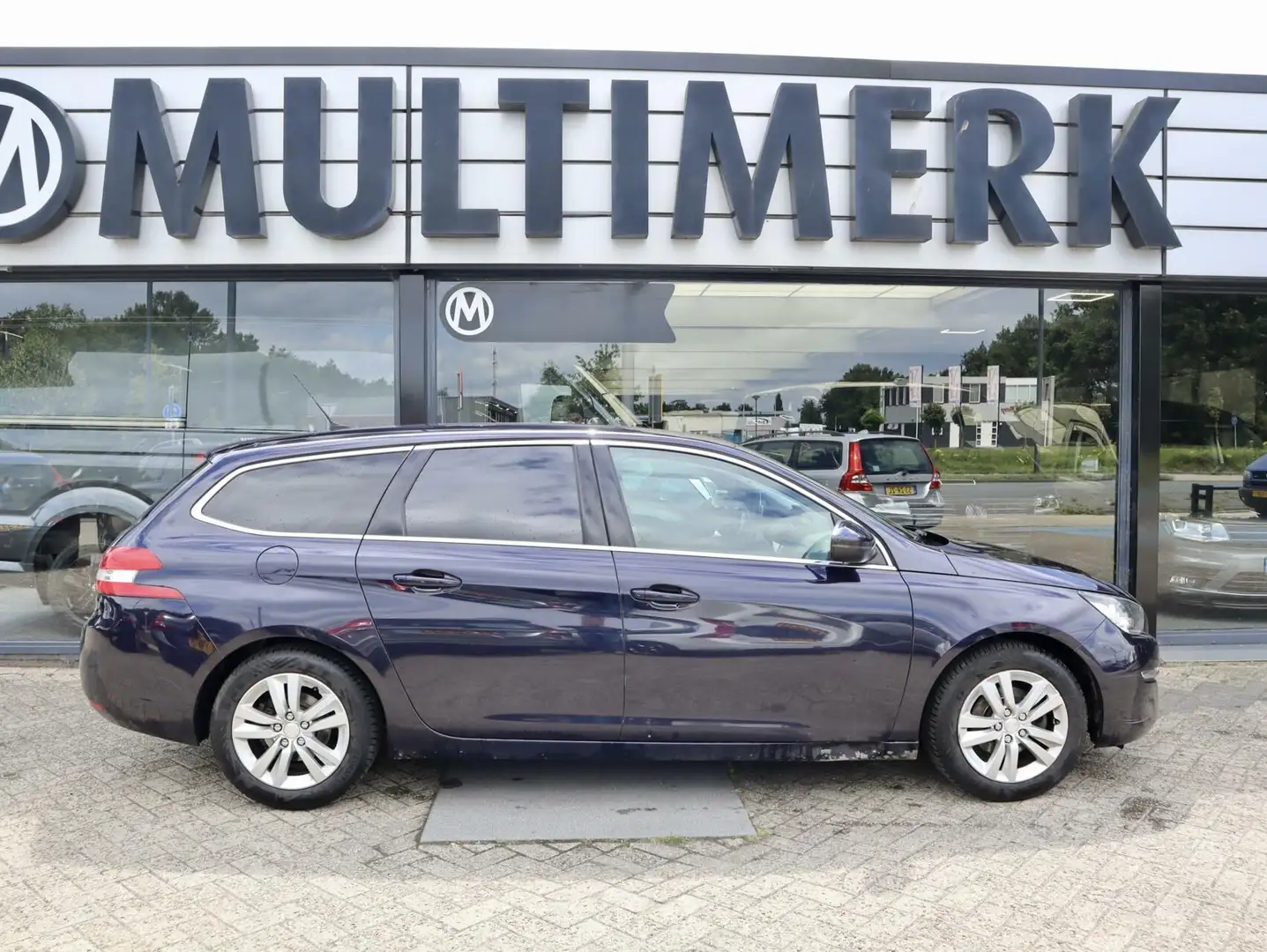Peugeot 308 SW 1.6 BlueHDI Active Bleu - 2