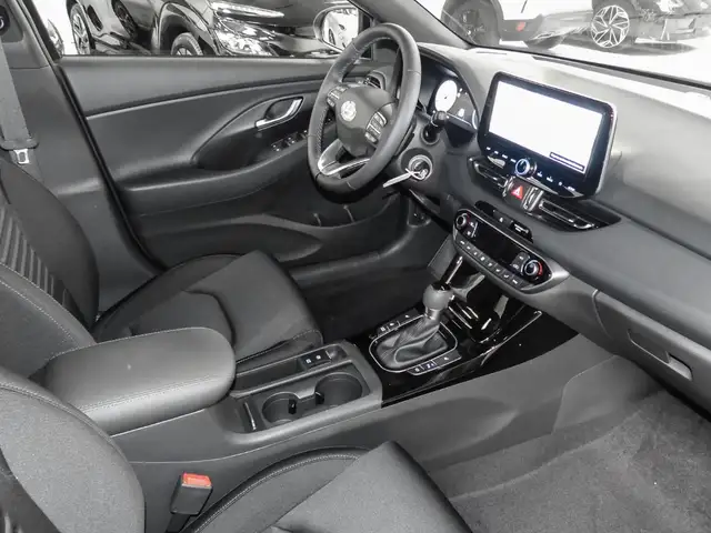 Hyundai I30 view 3