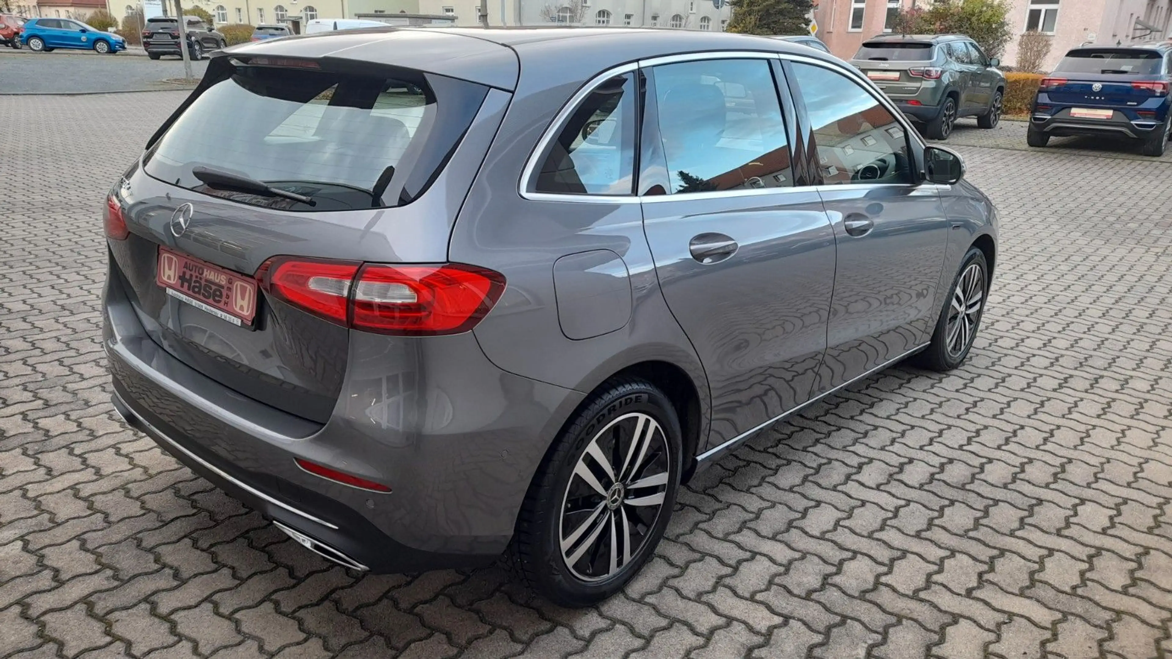 Mercedes-Benz B 250 e Progressive Hybrid Automatik LED 1. Hd — photo 7