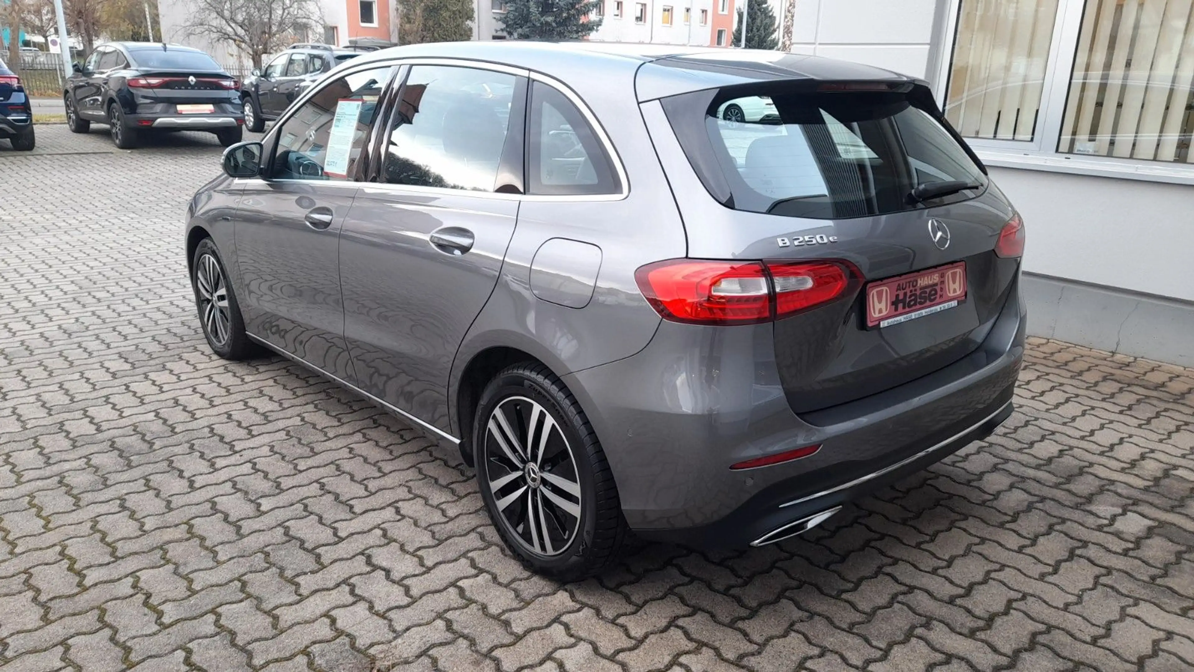 Mercedes-Benz B 250 e Progressive Hybrid Automatik LED 1. Hd — photo 5