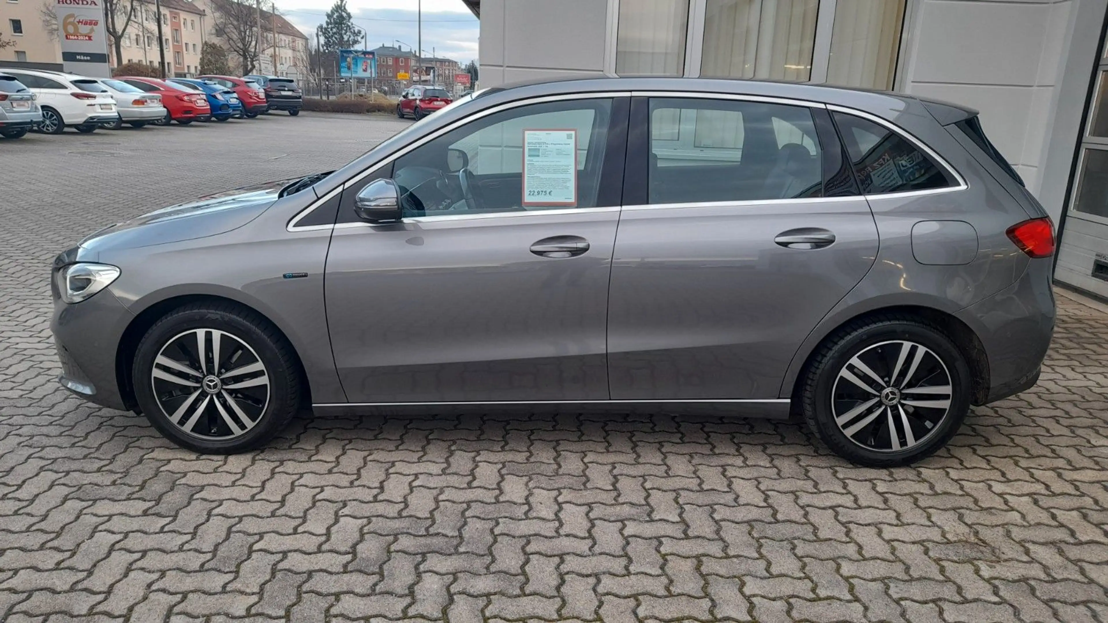Mercedes-Benz B 250 e Progressive Hybrid Automatik LED 1. Hd — photo 4