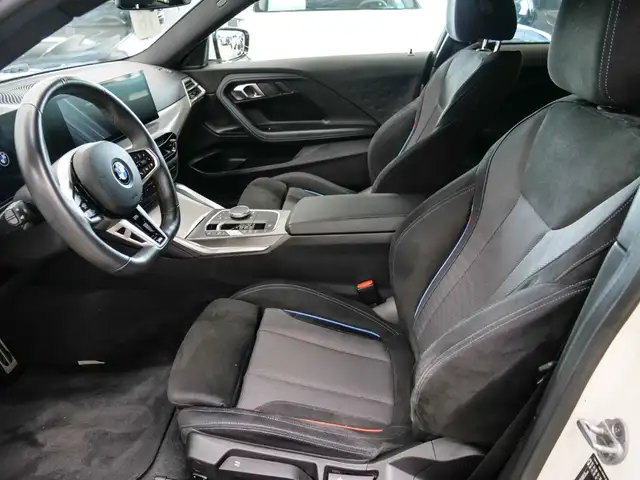 BMW 2 Series view 9