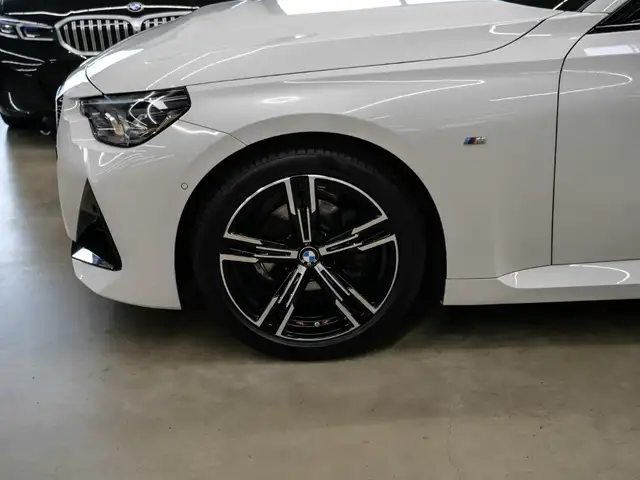 BMW 2 Series view 7