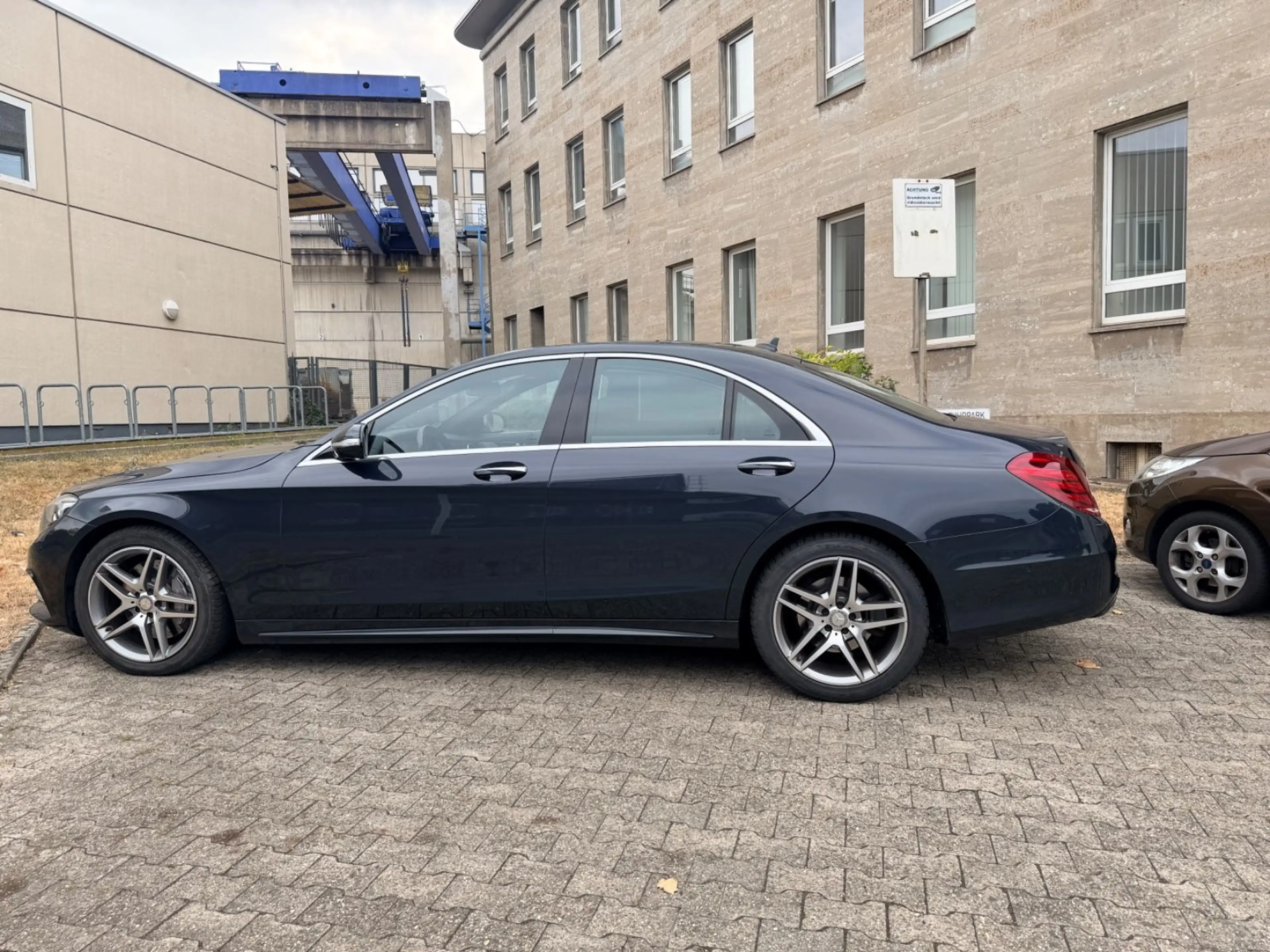 Mercedes-Benz S 350 d 4MATIC AMG Pano DistronicPlus VOLL VOLL — photo 5