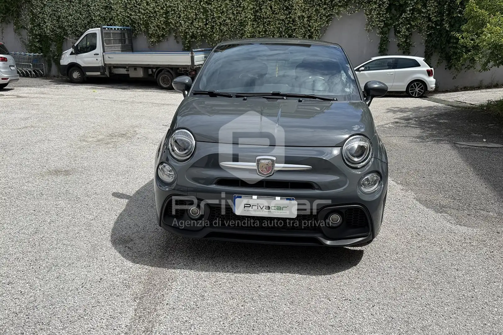 Abarth 595 595 1.4 Turbo T-Jet 145 CV Stříbrná - 2