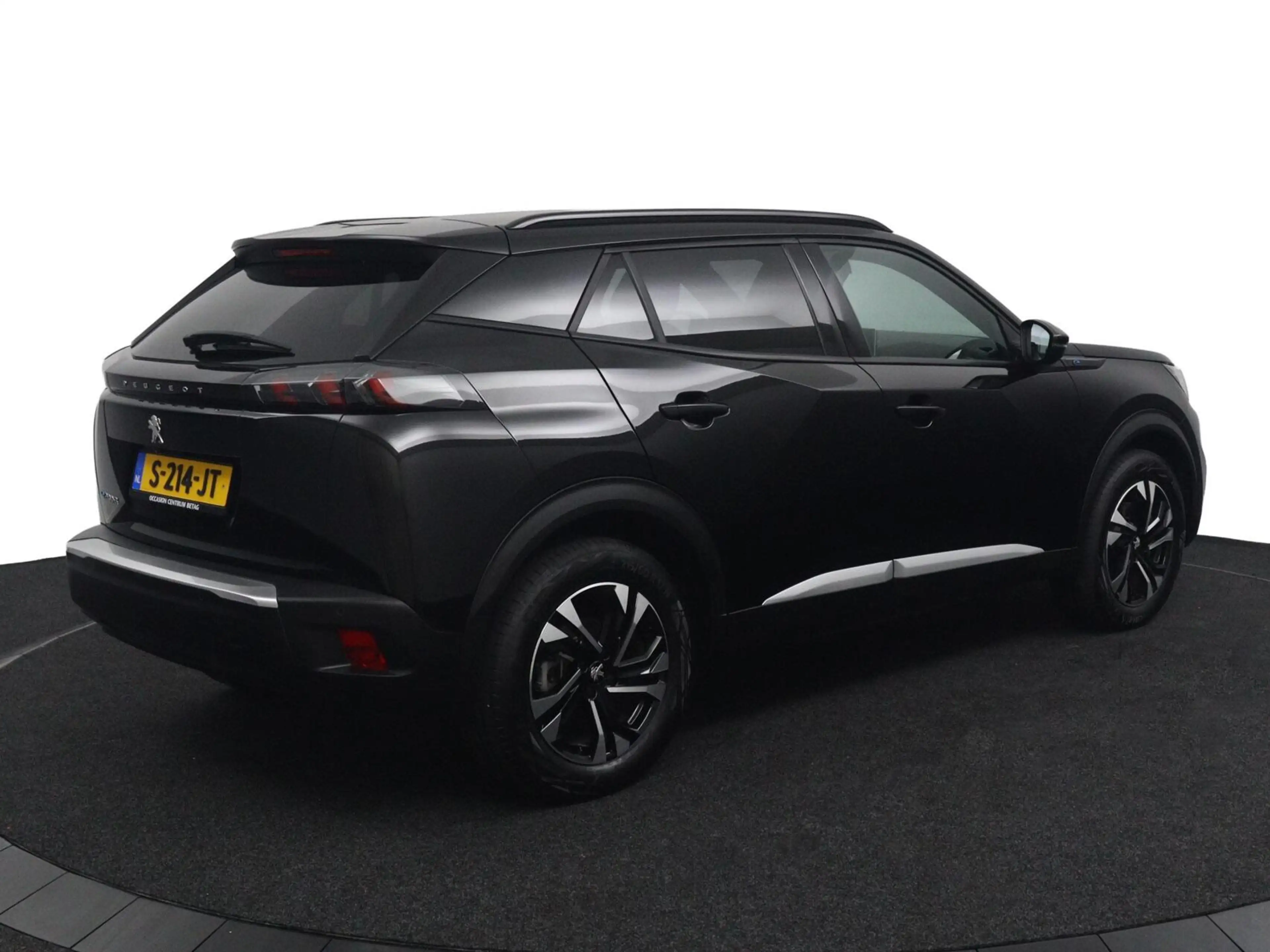 Peugeot e-2008 EV Allure Pack 50 kWh — photo 2