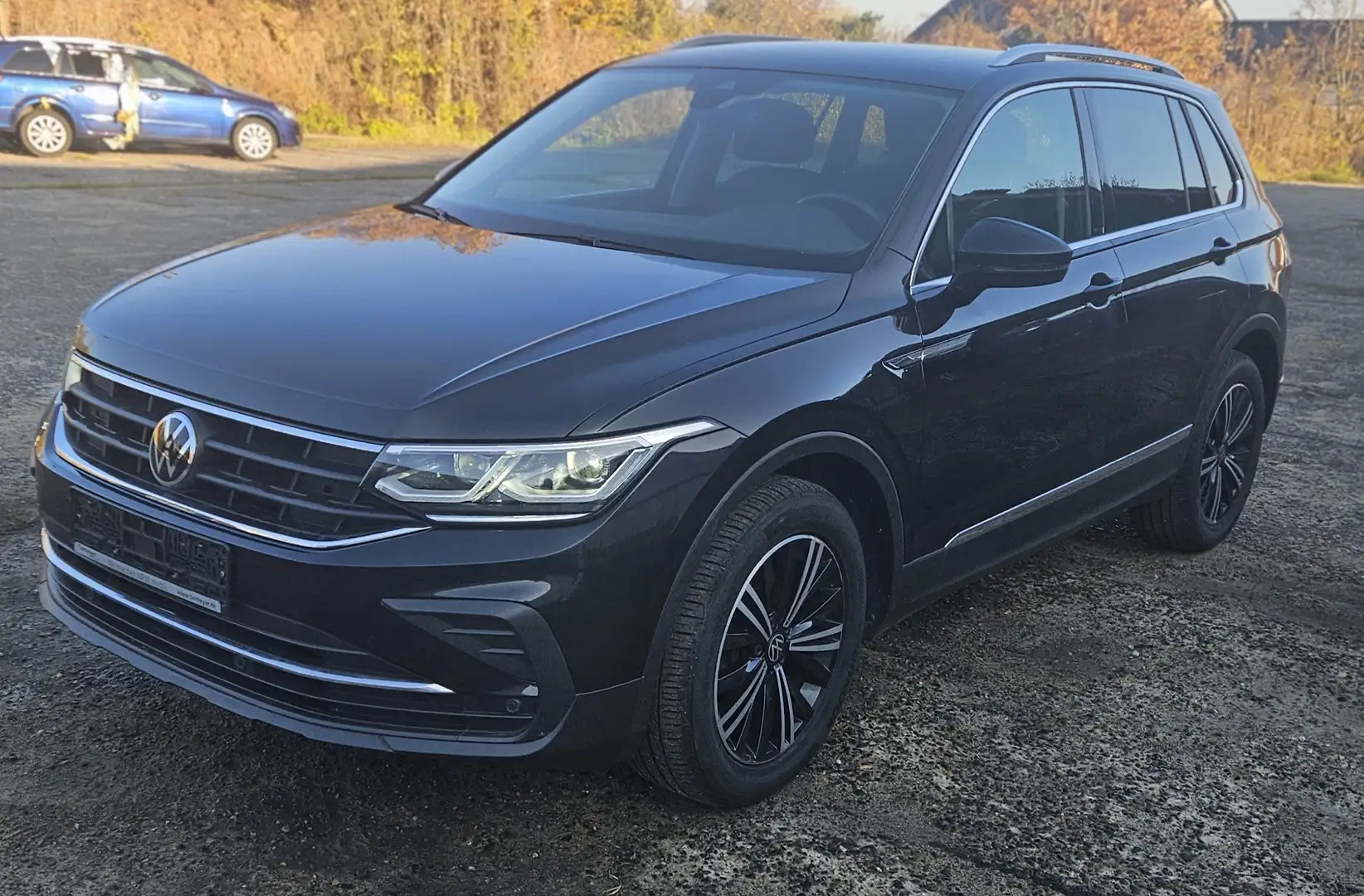 Volkswagen Tiguan Life Schwarz - 1