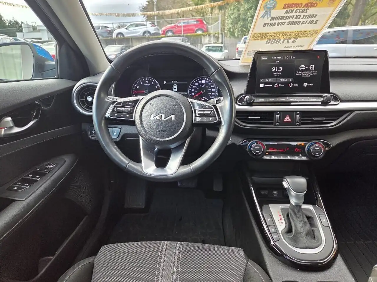 Kia Forte снимка Kia Forte