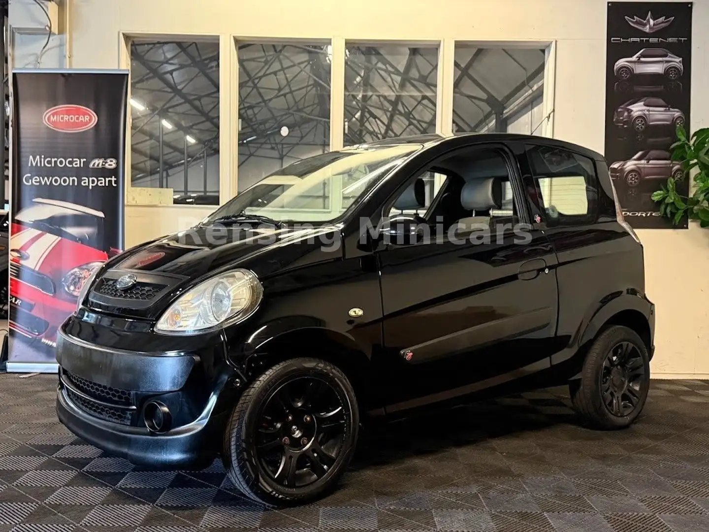 Microcar M.Go F8 Black Schwarz Mopedauto Minicar 45 KM Schwarz - 1
