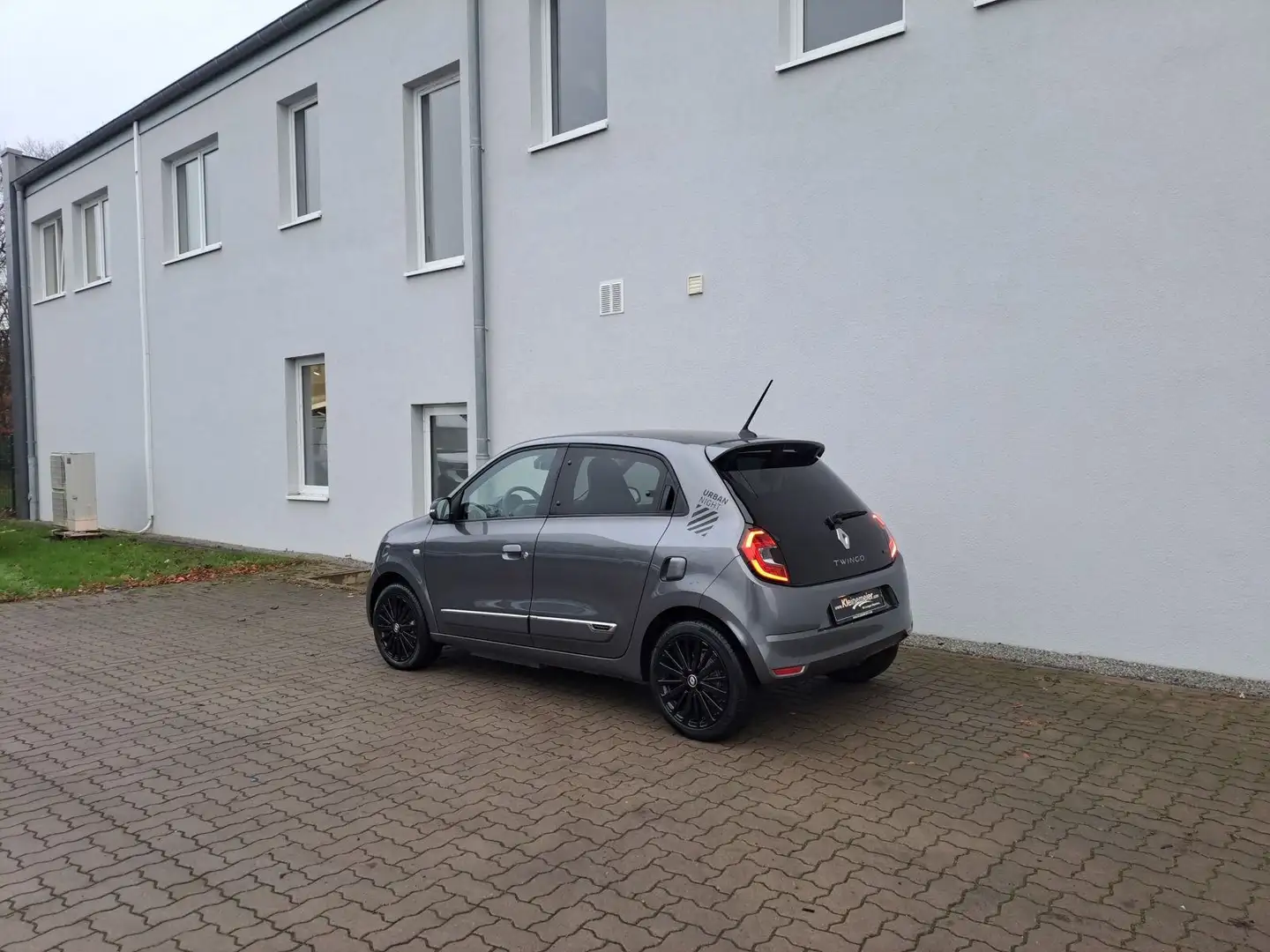 Renault Twingo Electric Urban Night*Navi*SHZ*RFK* Grau - 2