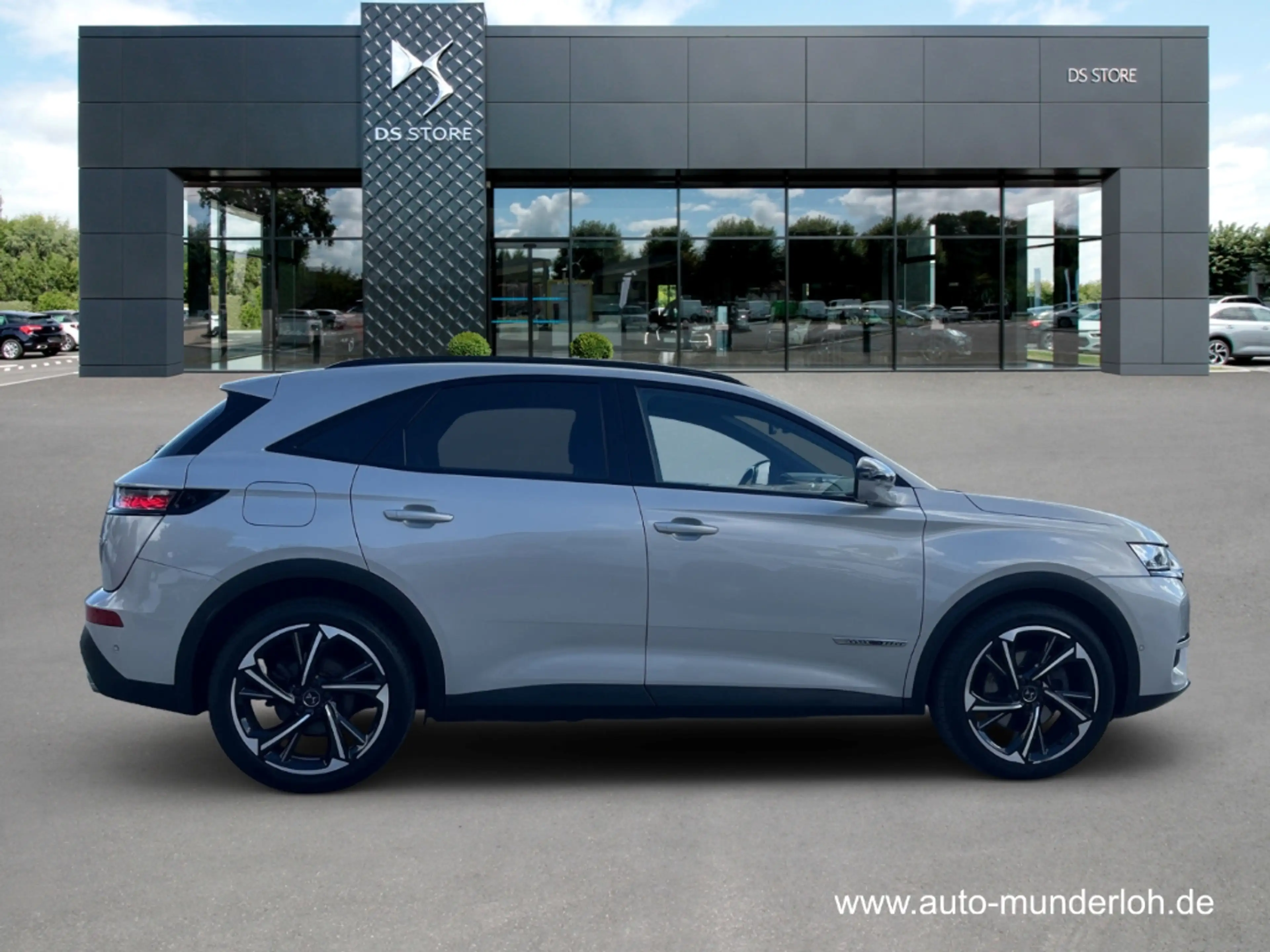 DS Automobiles DS 7 Crossback E-Tense 4x4 Louvre — photo 4