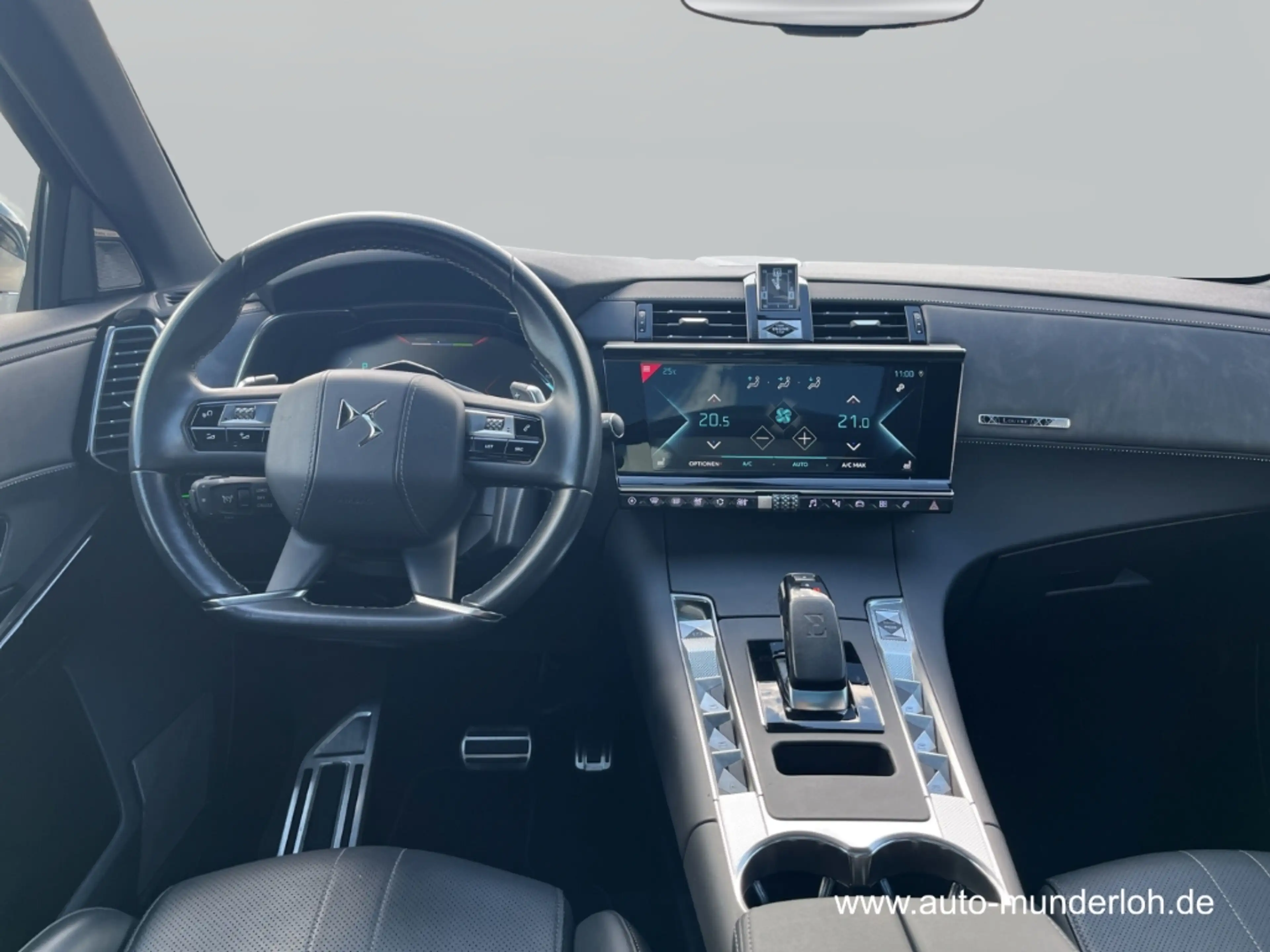 DS Automobiles DS 7 Crossback E-Tense 4x4 Louvre — photo 8
